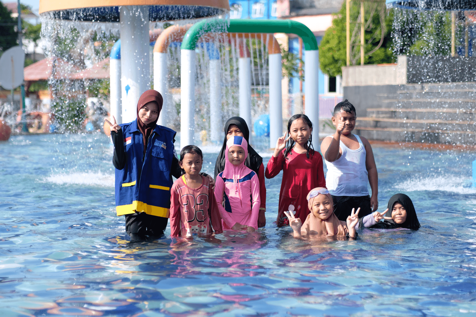 50 Anak Yatim Rekreasi Bersama dan Mendapatkan Tas Sekolah Baru Melalui Rangkaian Agenda Yatim Edufun di Bontang
